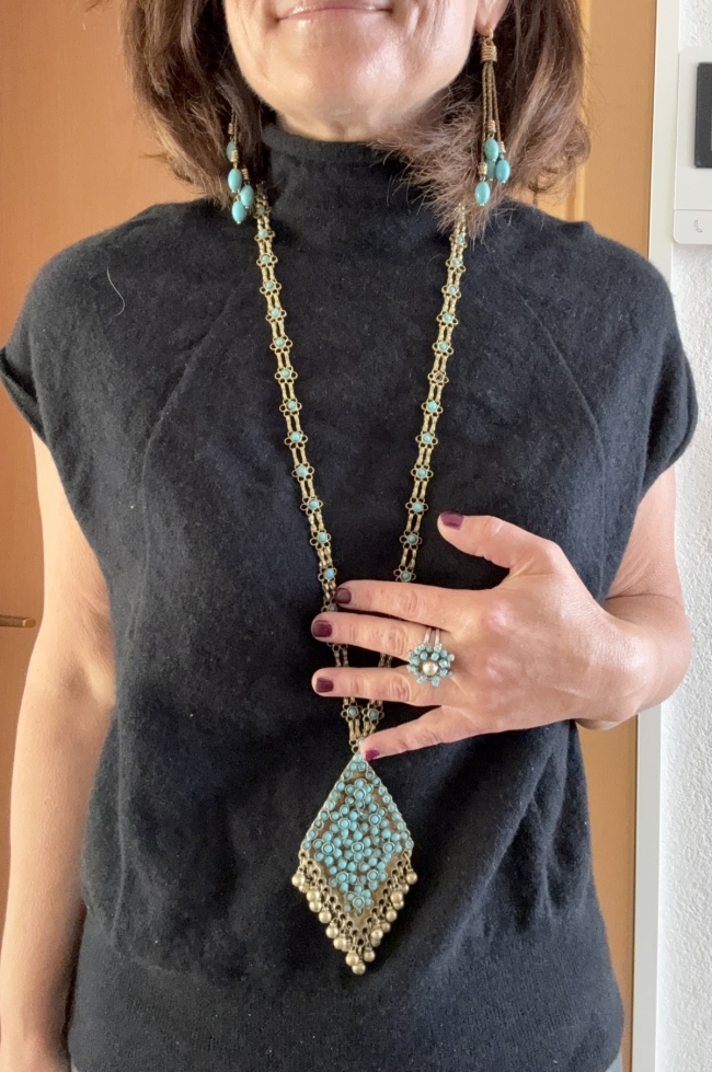 Collier à pampilles